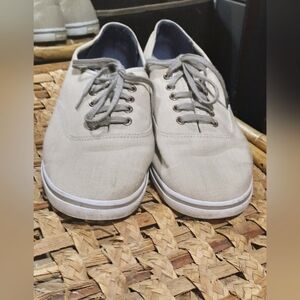 LL Bean low topcanvas shoes